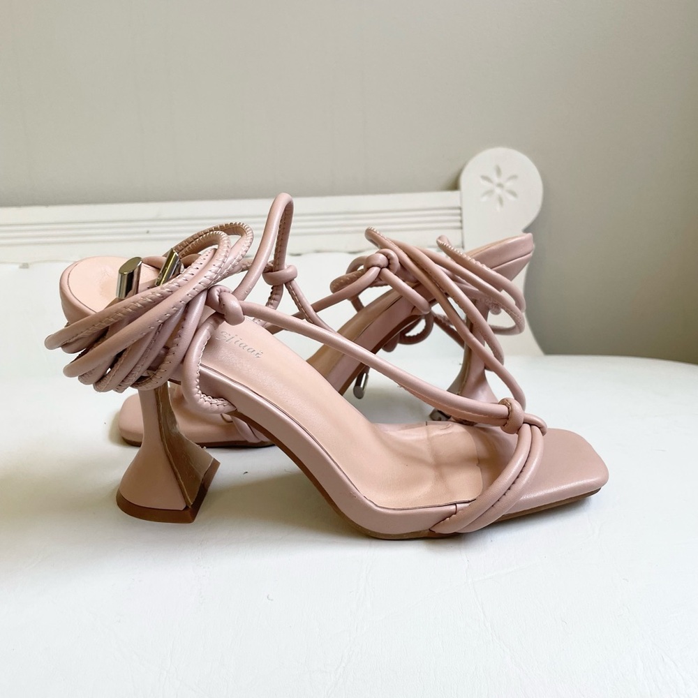 DUSTY PINK GLADIATOR OPEN SQUARE TOE SANDALS  SILVER EGLETS STRAPS FLARED HEEL